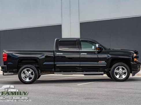 Used 2016 Chevrolet Silverado 2500 LTZ w/ Duramax Plus Package AWD/4WD image 12