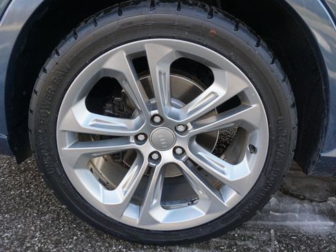 Used 2017 Audi Q3 2.0T Premium Plus w/ Premium Plus Package image 9