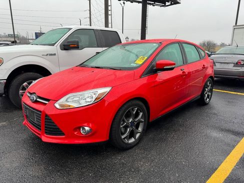 Used 2014 Ford Focus SE w/ Equipment Group 201A image 6