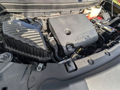 Used 2023 Chevrolet Traverse Premier w/ Redline Edition image 15