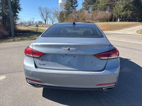 Used 2017 Genesis G80 3.8 w/ Option Group 03 image 4