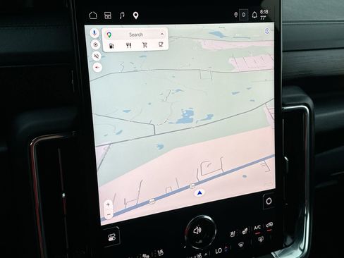 Used 2025 GMC Yukon Denali image 18