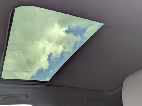 Used 2024 Audi Q3 2.0T Premium Plus w/ Premium Plus Package image 23