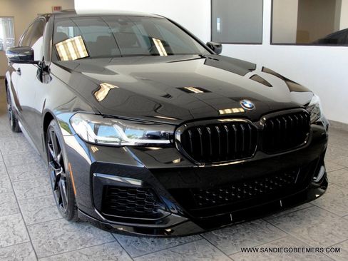 Used 2023 BMW 540i 540i M SPORT PRO+SHADOWLINE PK w/ M Sport Package image 28