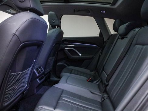 Certified 2025 Audi Q5 2.0T Premium Plus w/ Premium Plus image 20