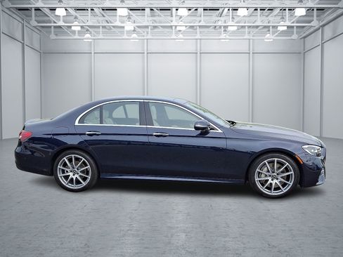 Certified 2023 Mercedes-Benz E 350 4MATIC Sedan image 7