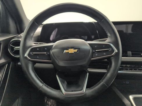 Certified 2025 Chevrolet Equinox LT FWD image 5