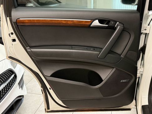 Used 2014 Audi Q7 3.0T Premium Plus w/ Premium Plus Package image 18