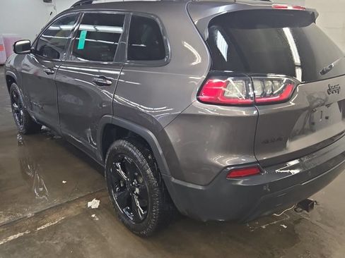 Used 2020 Jeep Cherokee Latitude Plus AWD/4WD image 11