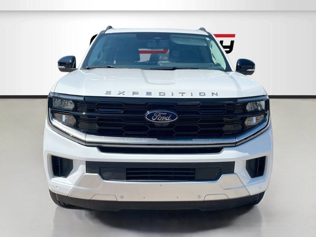 Used 2025 Ford Expedition Max Platinum AWD/4WD image 2