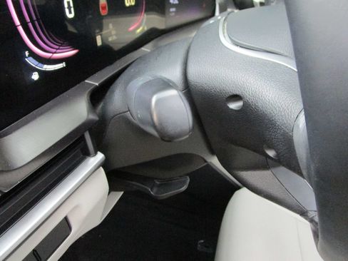 Used 2024 Kia Telluride S w/ S Sunroof Package AWD/4WD image 32