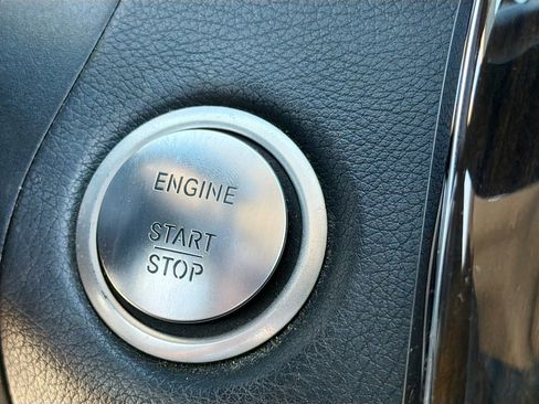 Used 2016 Mercedes-Benz GLC 300 image 34