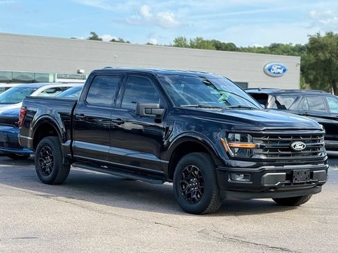 Used 2024 Ford F150 XLT w/ XLT Black Appearance Package AWD/4WD image 30