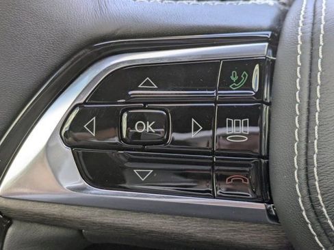 New 2025 Jeep Grand Cherokee Overland w/ Adv Protech Group III image 22