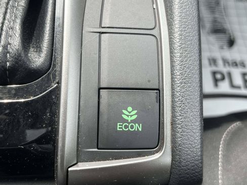 Certified 2021 Honda Civic EX image 16