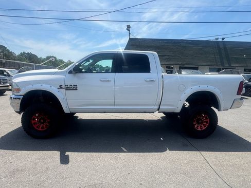 Used 2011 RAM 2500 SLT image 9