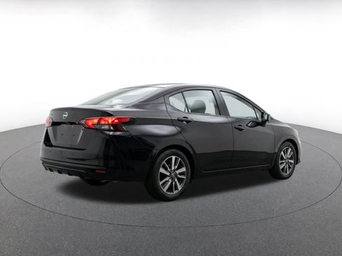 Used 2025 Nissan Versa SV FWD image 9