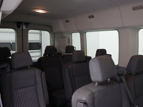 Used 2019 Ford Transit 350 XLT RWD image 29