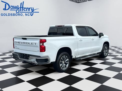 Used 2026 Chevrolet Silverado 1500 LT w/ Z71 Off-Road Package AWD/4WD image 5