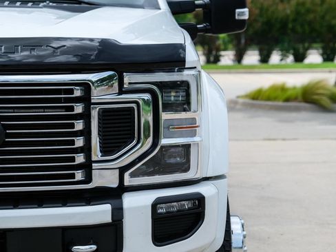 Used 2022 Ford F450 Platinum w/ FX4 Off-Road Package AWD/4WD image 5