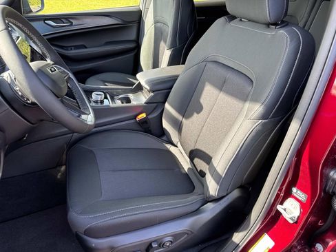 New 2026 Jeep Grand Cherokee Laredo X AWD/4WD image 26
