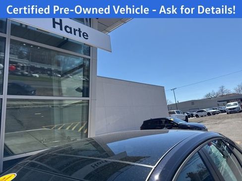 Certified 2024 Volkswagen Jetta SE FWD image 22