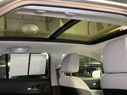 Used 2025 Honda Prologue Touring image 13