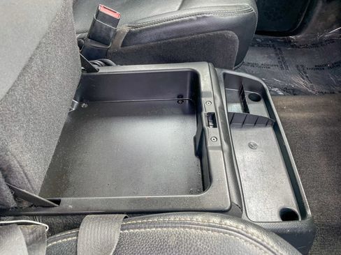 Used 2017 RAM 1500 Laramie w/ Cold Weather Group AWD/4WD image 34