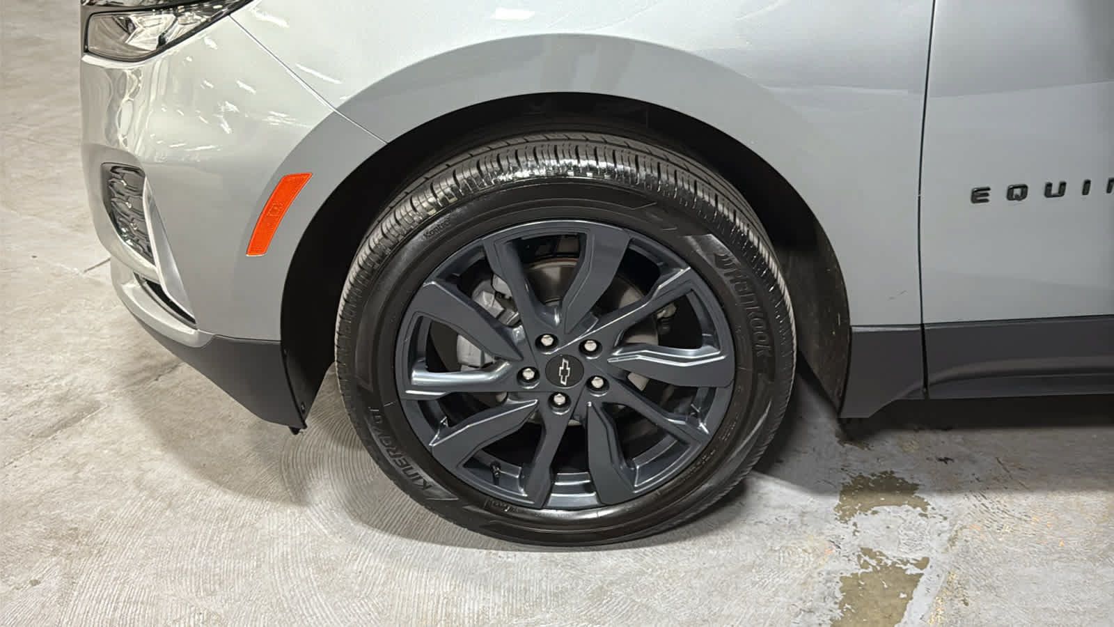 Used 2024 Chevrolet Equinox RS AWD/4WD image 6