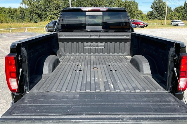 Used 2020 GMC Sierra 2500 SLE w/ SLE Value Package; AWD/4WD image 7