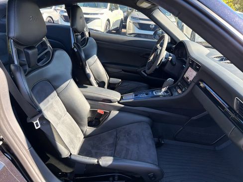 Used 2018 Porsche 911 Carrera T RWD image 4