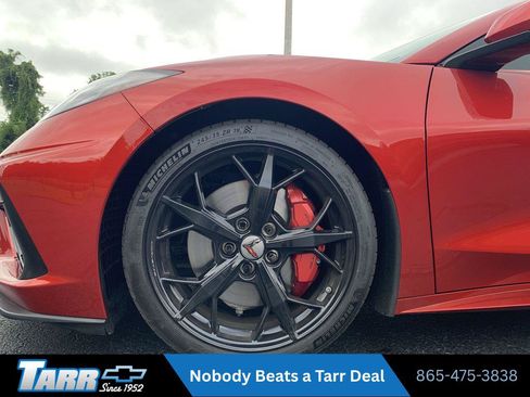 Used 2022 Chevrolet Corvette Stingray Premium Cpe w/ Z51 Performance Package RWD image 19