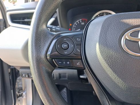 Used 2021 Toyota Corolla LE image 22