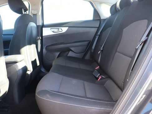 Used 2023 Kia Forte LXS image 13