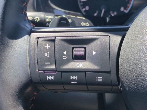 Used 2024 Nissan Pathfinder Rock Creek AWD/4WD image 12