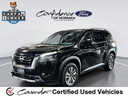 Used 2025 Nissan Pathfinder SL