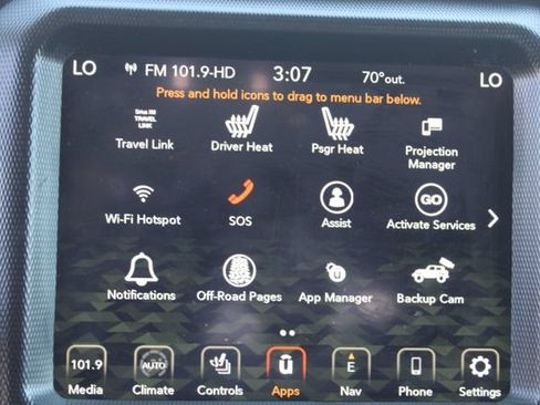 Used 2022 Jeep Wrangler Unlimited Sahara w/ Cold Weather Group AWD/4WD image 25