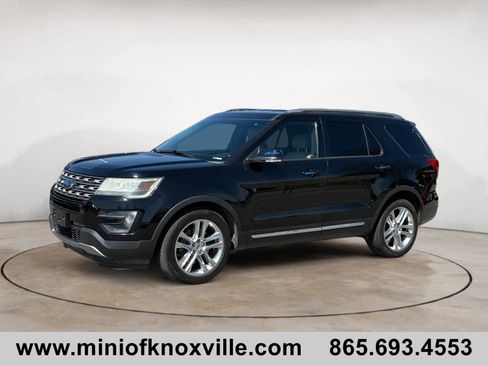 Used 2016 Ford Explorer XLT w/ Equipment Group 202A image 7