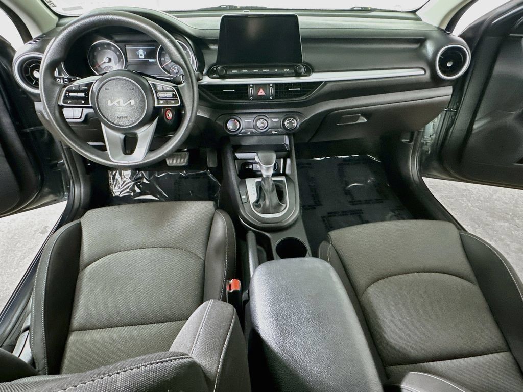 Used 2023 Kia Forte LX FWD image 18