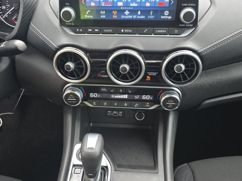 Used 2023 Nissan Sentra SV w/ All-Weather Package FWD image 10