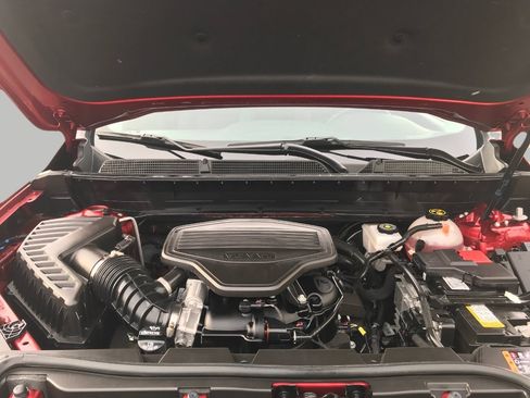 Certified 2023 GMC Acadia AT4 w/ Preferred Package image 7