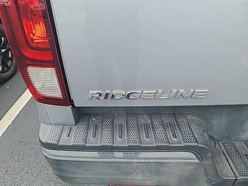 Used 2019 Honda Ridgeline RTL image 13