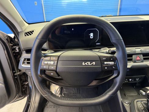 Used 2025 Kia K4 EX FWD image 13
