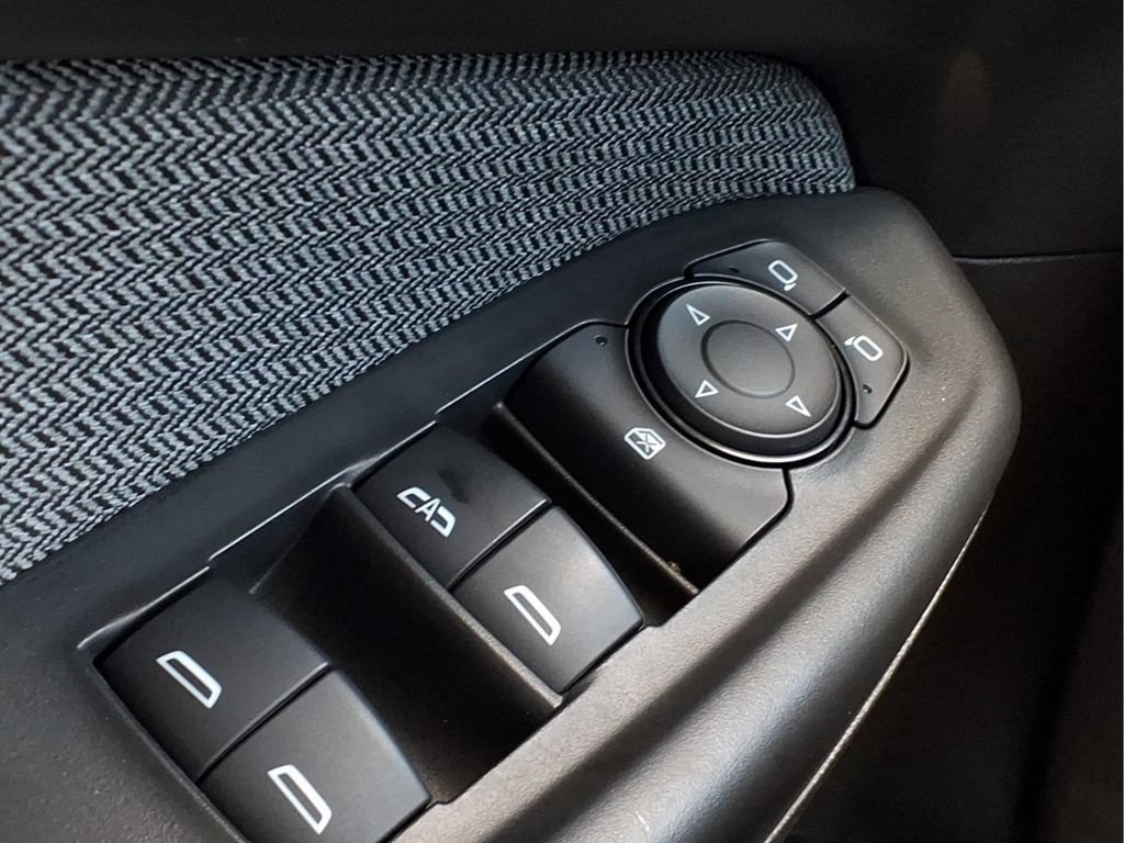 Used 2025 Chevrolet TrailBlazer LT FWD image 19