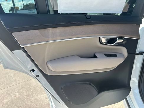 New 2026 Volvo XC90 B6 Ultra w/ Protection Package AWD/4WD image 37