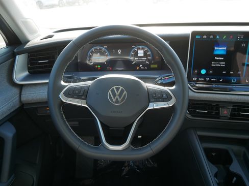New 2025 Volkswagen Tiguan S image 11