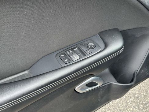 Used 2016 Dodge Challenger SXT RWD image 14