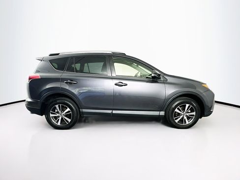 Used 2016 Toyota RAV4 XLE image 10