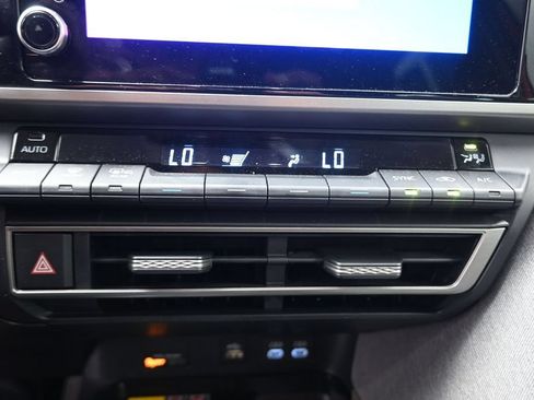 Used 2026 Toyota Camry LE w/ Convenience Package FWD image 17