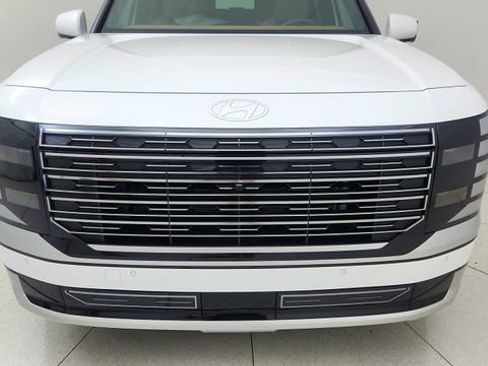 Used 2026 Hyundai Palisade Calligraphy image 8